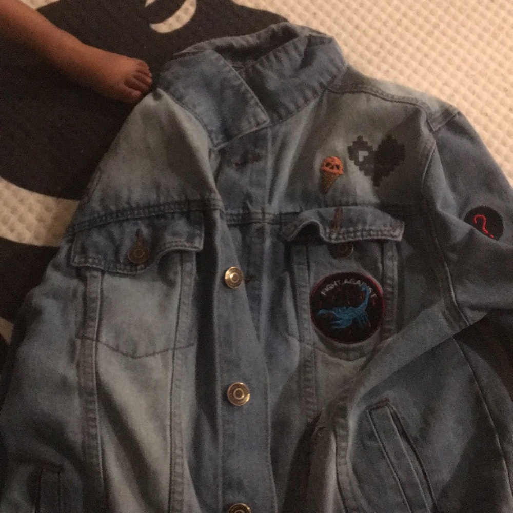 12 - Picture 3 of 3